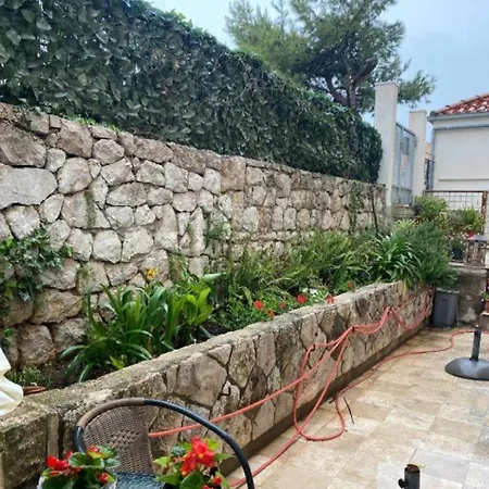 Apartman Daniele Garden